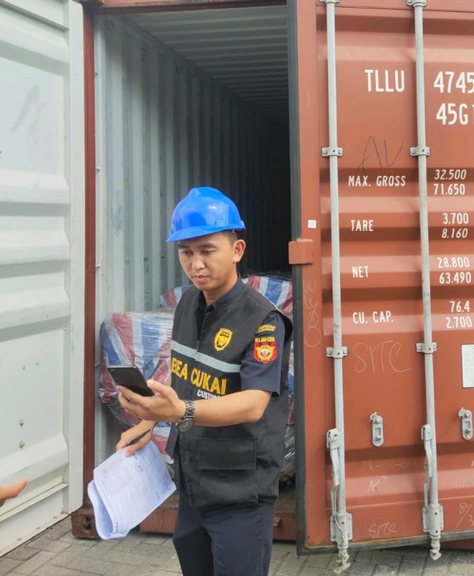Containerized Cargo 3